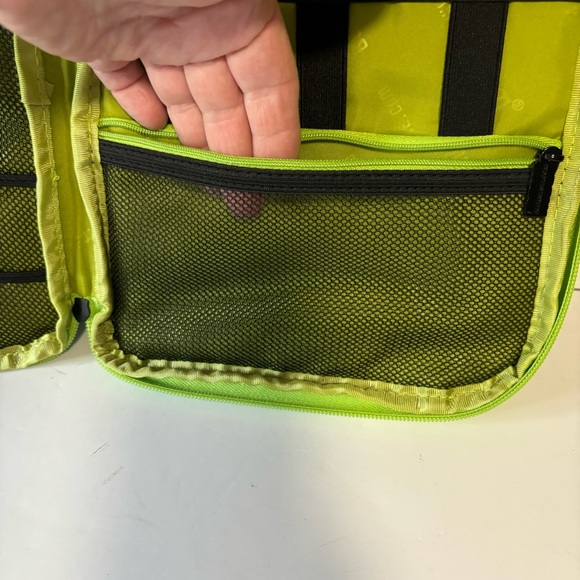 BUBM 3 Layer Electronics & Travel Organizer for Tablet cords electronics NWOT - Picture 6 of 14